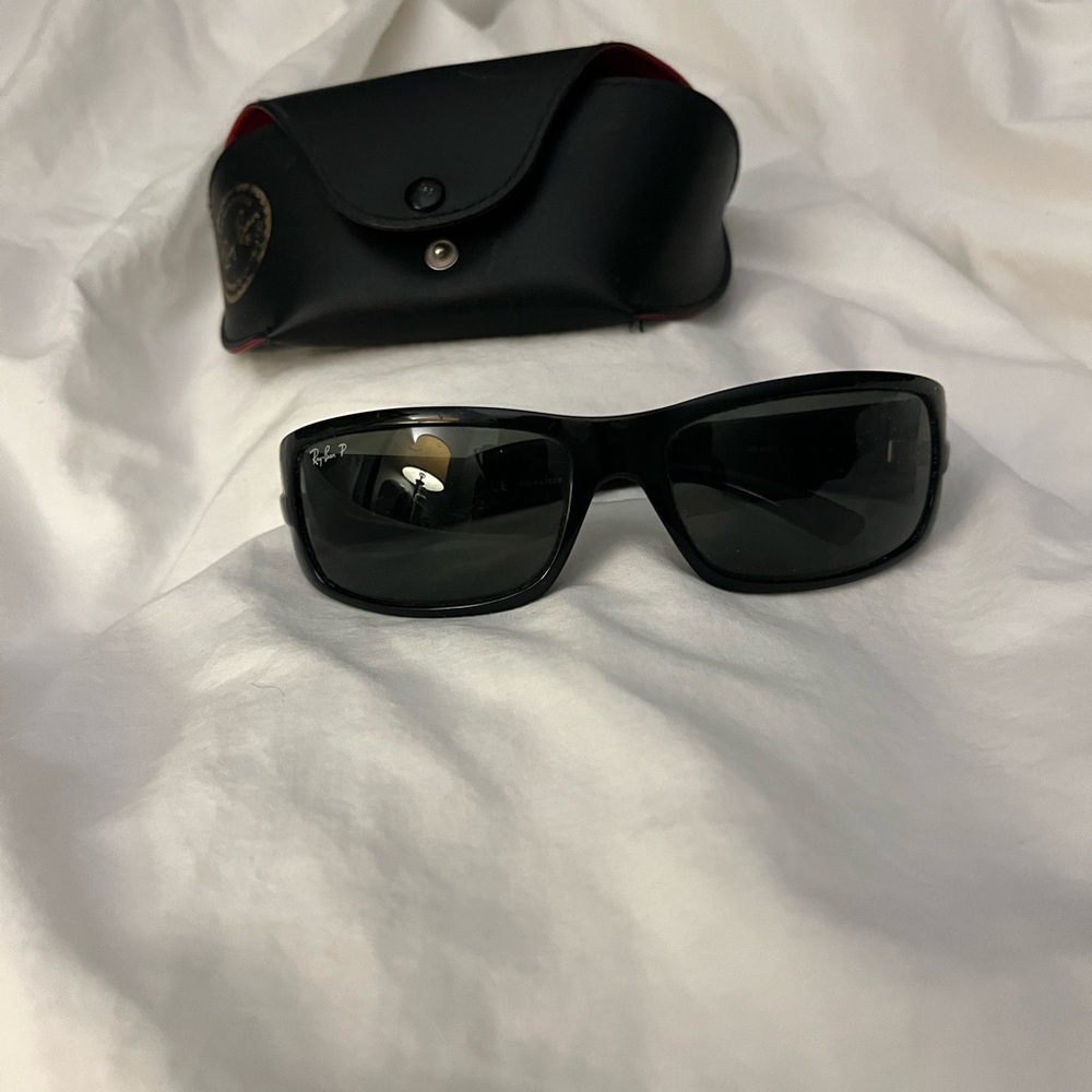 Ray-Ban Glossy Black Sunglasses
